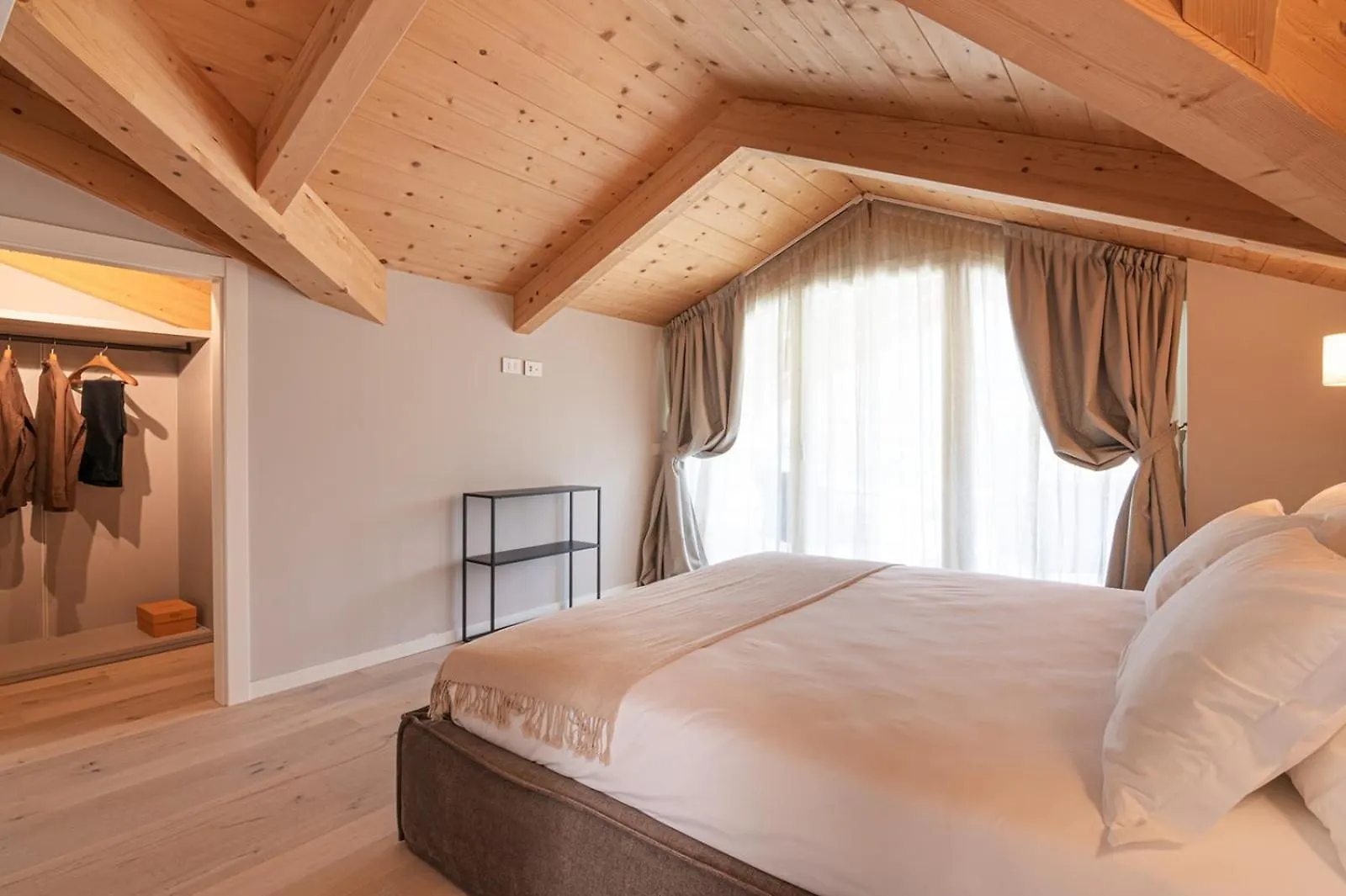 Lago Dorato Luxury Apartments & Villa - Lake Como View Colico