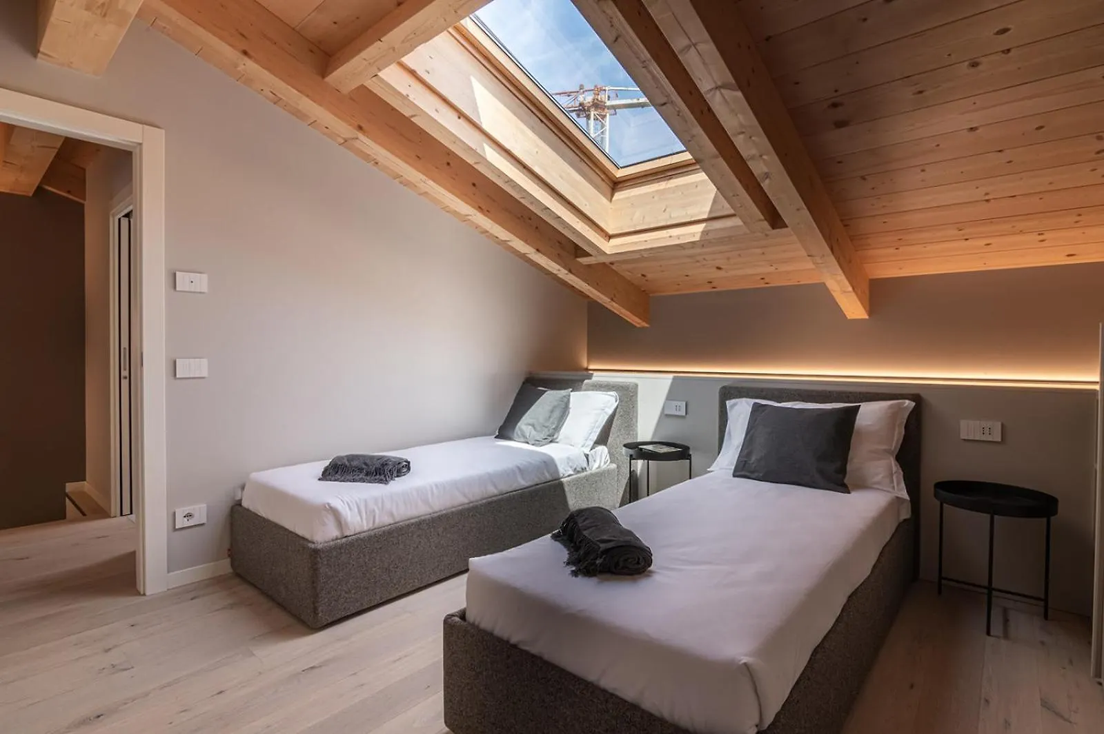Apart Otel Lago Dorato Luxury Apartments & Villa - Lake Como View Colico