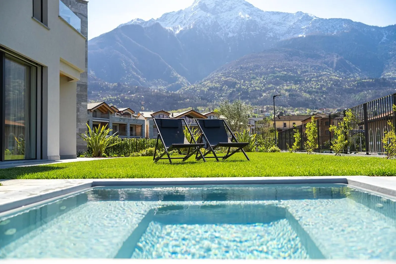 Apart Otel Lago Dorato Luxury Apartments & Villa - Lake Como View Colico